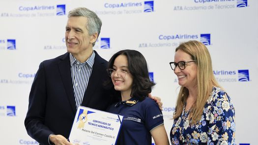 Copa Airlines gradúa a 47 técnicos aeronáuticos, con mayor presencia femenina en el sector