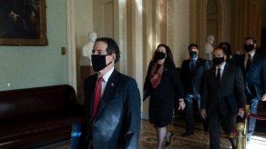Senadores de EEUU votan que juicio político contra Trump es constitucional