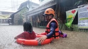 Aumenta a 388 número de muertos por tifón en Filipinas