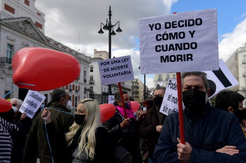 España legaliza la eutanasia y el suicidio asistido