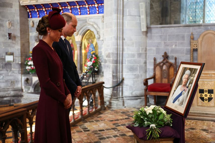 Reino Unido conmemora aniversario de la muerte de Isabel II
