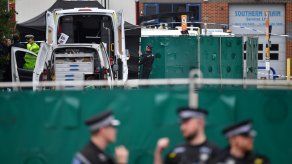 Descubren 39 cadáveres en un camión en el Reino Unido