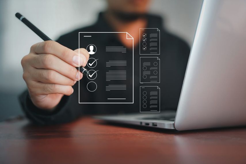 Panameños confían en plataformas digitales para conseguir empleos