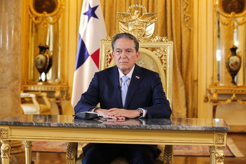 El presidente de la República, Laurentino Nito Cortizo Cohen, retornó a Panamá este miércoles 24, tras ser sometido a una rigurosa evaluación médica por los especialistas del MD Anderson Cancer Center, en Houston.