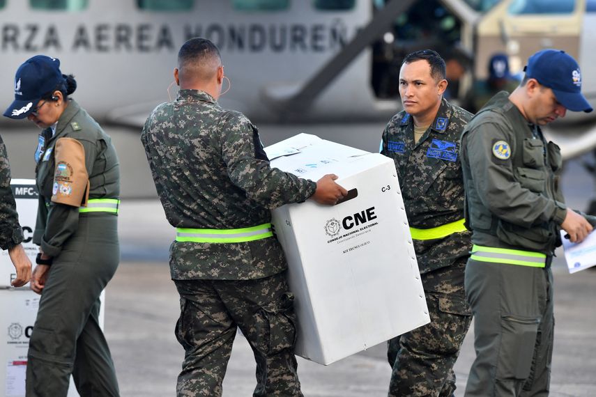 Los más de seis millones de habitantes de Honduras habilitados para votar en las elecciones generales del próximo domingo disponen desde este martes de un periodo de cinco días de silencio electoral para reflexionar sobre su voto