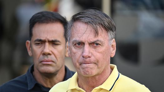 Bolsonaro planeó pedir asilo al Gobierno de Javier Milei, según la Policía brasileña