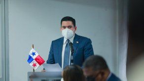 Carrizo oficializa convocatoria pública para aspirantes a magistrados de la CSJ