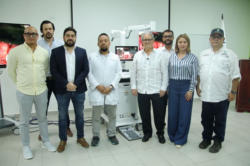 Hospital Chicho Fábrega incorpora exoscopio quirúrgico robótico para cirugías de alta precisión