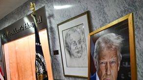 El presidente estadounidense, Donald Trump, se sometió el martes a su examen médico anual, días antes de cumplir 80 años. Trump, republicano y el presidente de mayor edad jamás investido, se ha jactado reiteradamente de su vigor mental y físico en comparación con su predecesor demócrata, Joe Biden.