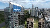 YPF es hoy el principal operador en el desarrollo del yacimiento de Vaca Muerta, una de las mayores reservas de hidrocarburos no convencionales del mundo, ubicado en Argentina. AFP YPF es hoy el principal operador en el desarrollo del yacimiento de Vaca Muerta, una de las mayores reservas de hidrocarburos no convencionales del mundo, ubicado en Argentina. AFP