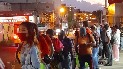 Inicia paro de transportistas en Panamá Oeste por alto costo de los combustibles