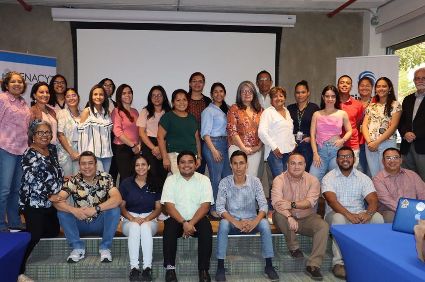 Senacyt y Ciudad del Saber trabajan para rescatar manglares