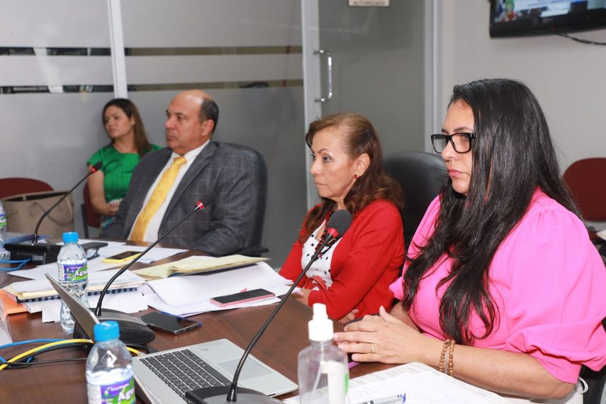 Asamblea Nacional aprueba traslados de partidas al Meduca