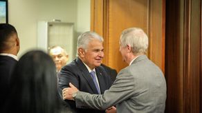 Mulino recibió a Kast en el Palacio de las Garzas.