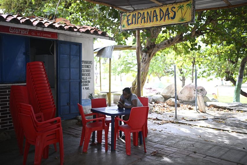 Terremotos hunden la economía de La Guaira: comerciantes luchan por sobrevivir tras la tragedia
