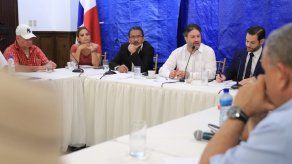 Ejecutivo instalará diálogo con dirigentes del transporte selectivo