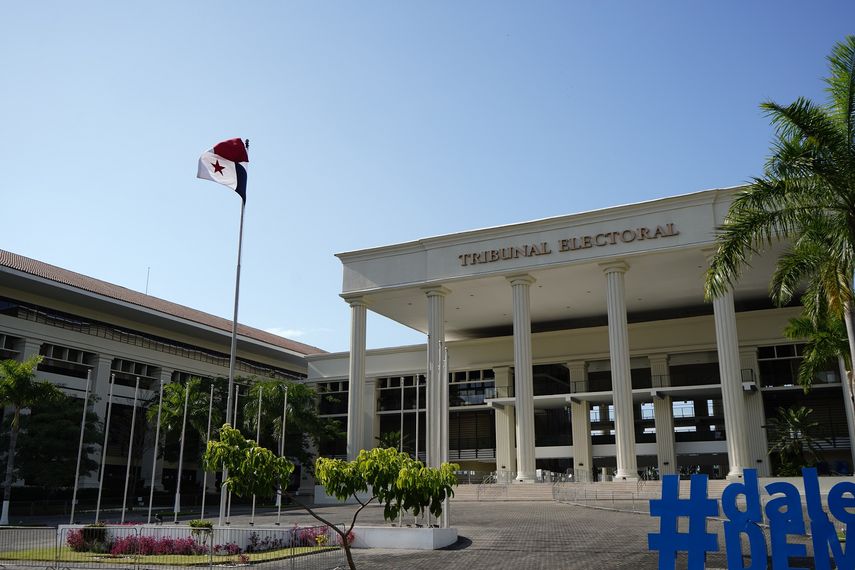 Retiro del Tribunal de reformas electorales, es un error