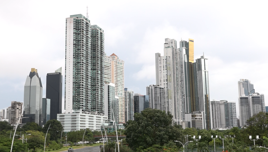 Conexión Financiera: Alza de la deuda pública en Panamá