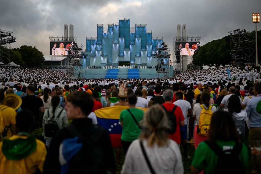 JMJ: Jóvenes ucranianos buscan algo de paz