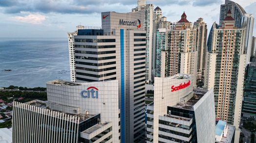 Cartera de tarjetas de crédito en Panamá supera los $2,836 millones en 2025