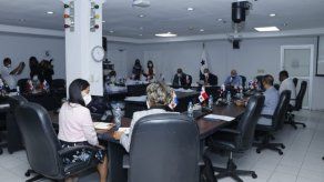 Asamblea aprueba traslados para pagar vacunas