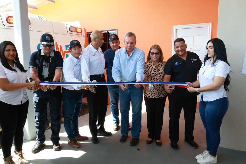 Minseg inaugura nuevo puesto del Sume 911 en Veraguas