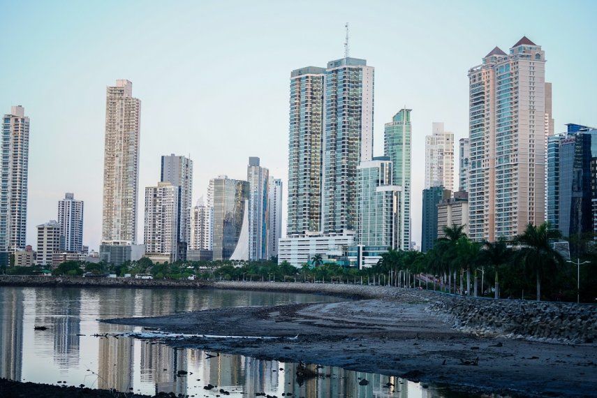 Panamá necesita atraer inversión para reactivación económica