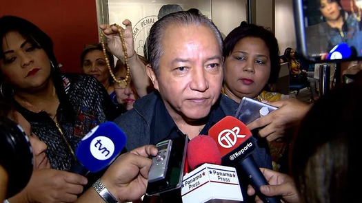 Arquidiócesis de Panamá confirma que padre David Cosca sigue habilitado para celebrar misa Arquidiócesis de Panamá confirma que padre David Cosca sigue habilitado para celebrar misa