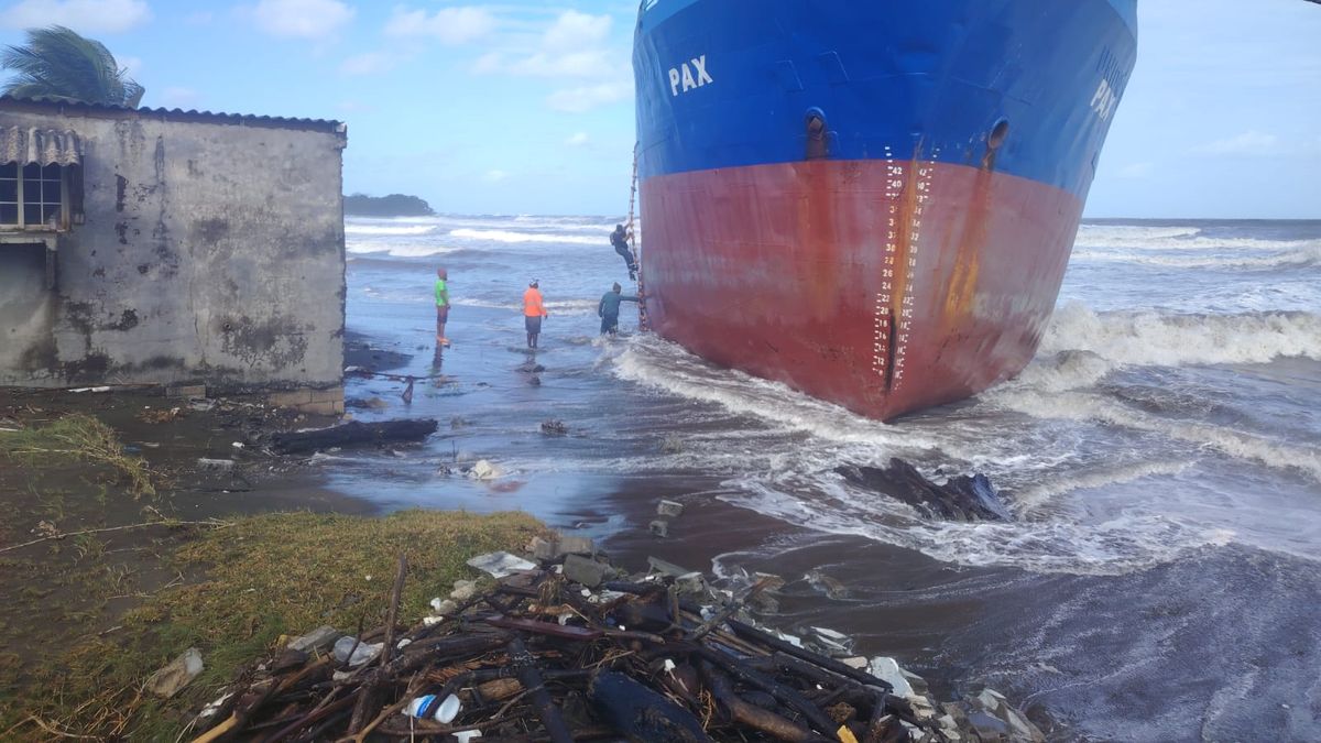 Ambas embarcaciones son de bandera extranjera, señala la AMP. Ambas embarcaciones son de bandera extranjera, señala la AMP.