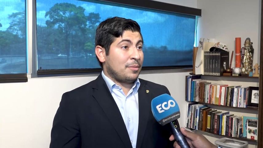 Diputado Jorge Bloise votó en contra de la línea de la Coalición Vamos.