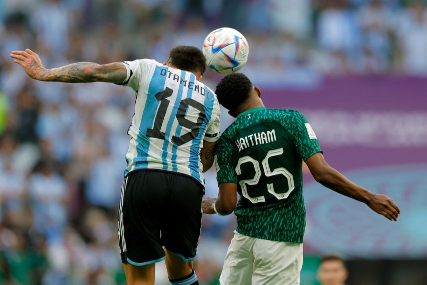 Arabia Saudita derrota a Argentina con remontada incluida