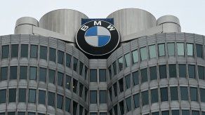 BMW acelera desarrollo de autos eléctricos y espera un repunte en 2021
