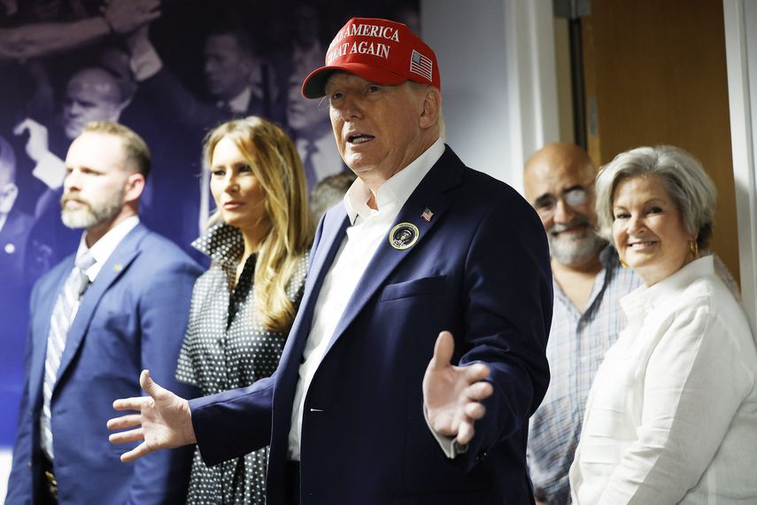 Trump hace eco de supuesto fraude masivo en Filadelfia que la Policía desmiente