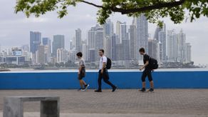 Panamá afirma que recupera la confianza internacional con su salida de la lista de la UE