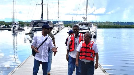 AMP y propietarios de marinas en Bocas del Toro se reúnen para impulsar el turismo náutico