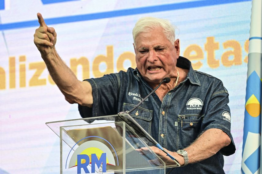 Salvoconducto al expresidente Martinelli genera sorpresa y rechazo en Panamá