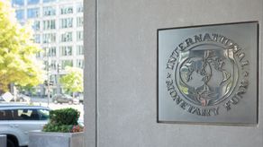 FMI ahora prevé un crecimiento económico mundial de 3