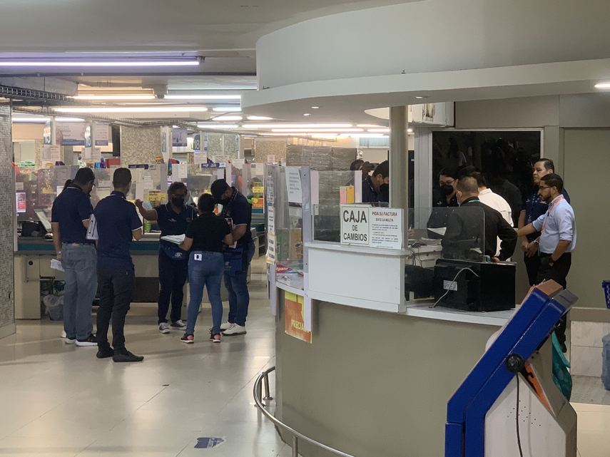 Operativo de control de precios de Acodeco inició en Machetazo de Calidonia.