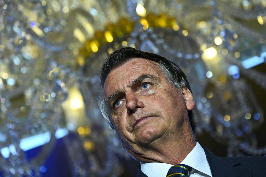 Justicia de Brasil niega pedido de Bolsonaro para viajar a asunción de Trump