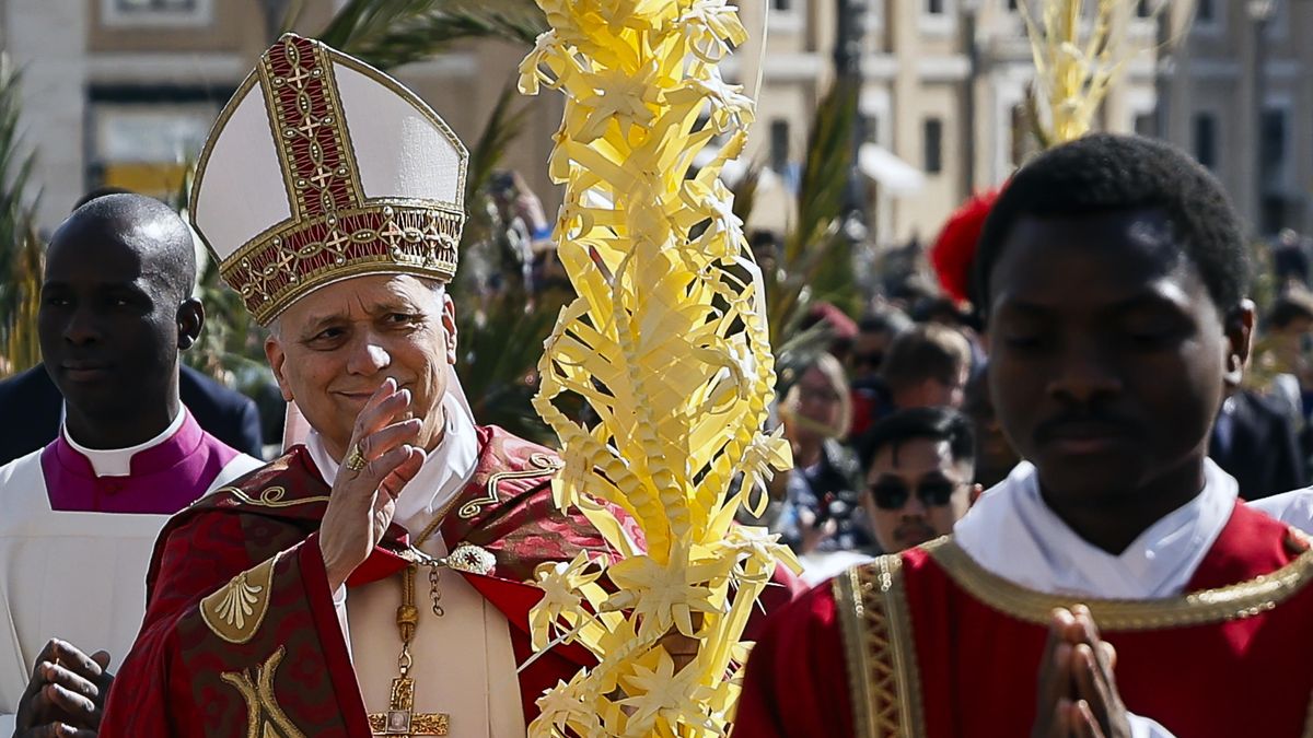 El papa León XIV portará él mismo la cruz en su primer viacrucis de Viernes Santo en el Coliseo de Roma, donde las meditaciones que inspirarán la celebración han sido redactadas por un fraile de la Custodia de Tierra Santa. El papa León XIV portará él mismo la cruz en su primer viacrucis de Viernes Santo en el Coliseo de Roma, donde las meditaciones que inspirarán la celebración han sido redactadas por un fraile de la Custodia de Tierra Santa.