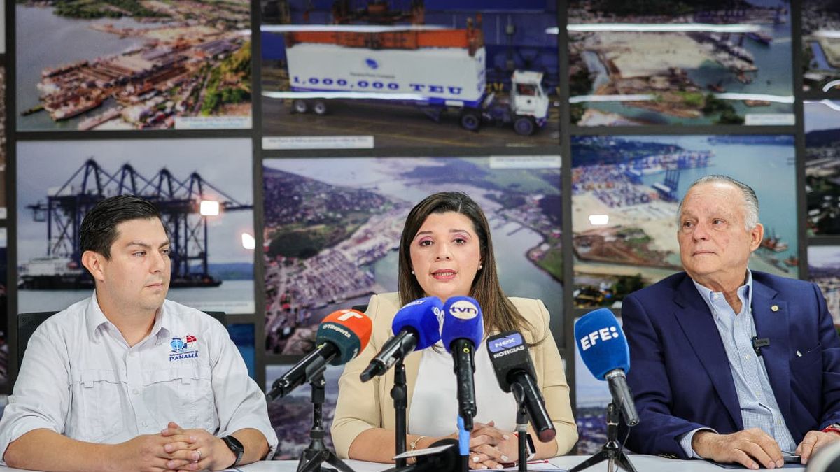 Transición en puertos: gobierno garantiza estabilidad, defensa legal y protección de empleos Transición en puertos: gobierno garantiza estabilidad, defensa legal y protección de empleos