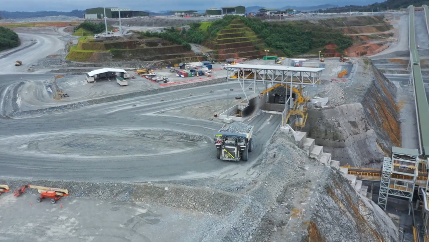 La mina a cielo abierto Cobre Panamá, propiedad de Minera Panamá, filial de First Quantum Minerals, es un yacimiento con 3.000 millones de toneladas de reservas probadas. La mina a cielo abierto Cobre Panamá, propiedad de Minera Panamá, filial de First Quantum Minerals, es un yacimiento con 3.000 millones de toneladas de reservas probadas.