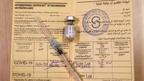 Israel suspende aplicación de tercera dosis anticovid a enfermos de cáncer