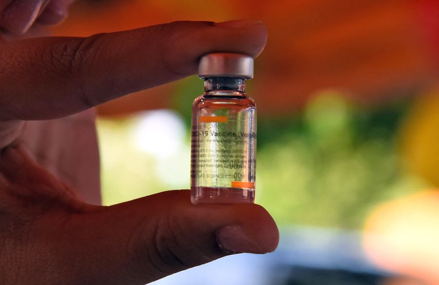 Francia abrirá la cuarta dosis a los octogenarios