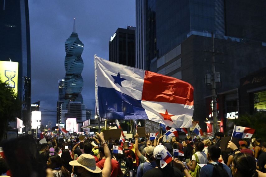 Este es el primer pronunciamiento del Órgano Judicial sobre las demandas de inconstitucionalidad interpuestas por el contrato minero. La Corte Suprema de Justicia ha admitido dos demandas más. Este es el primer pronunciamiento del Órgano Judicial sobre las demandas de inconstitucionalidad interpuestas por el contrato minero. La Corte Suprema de Justicia ha admitido dos demandas más.