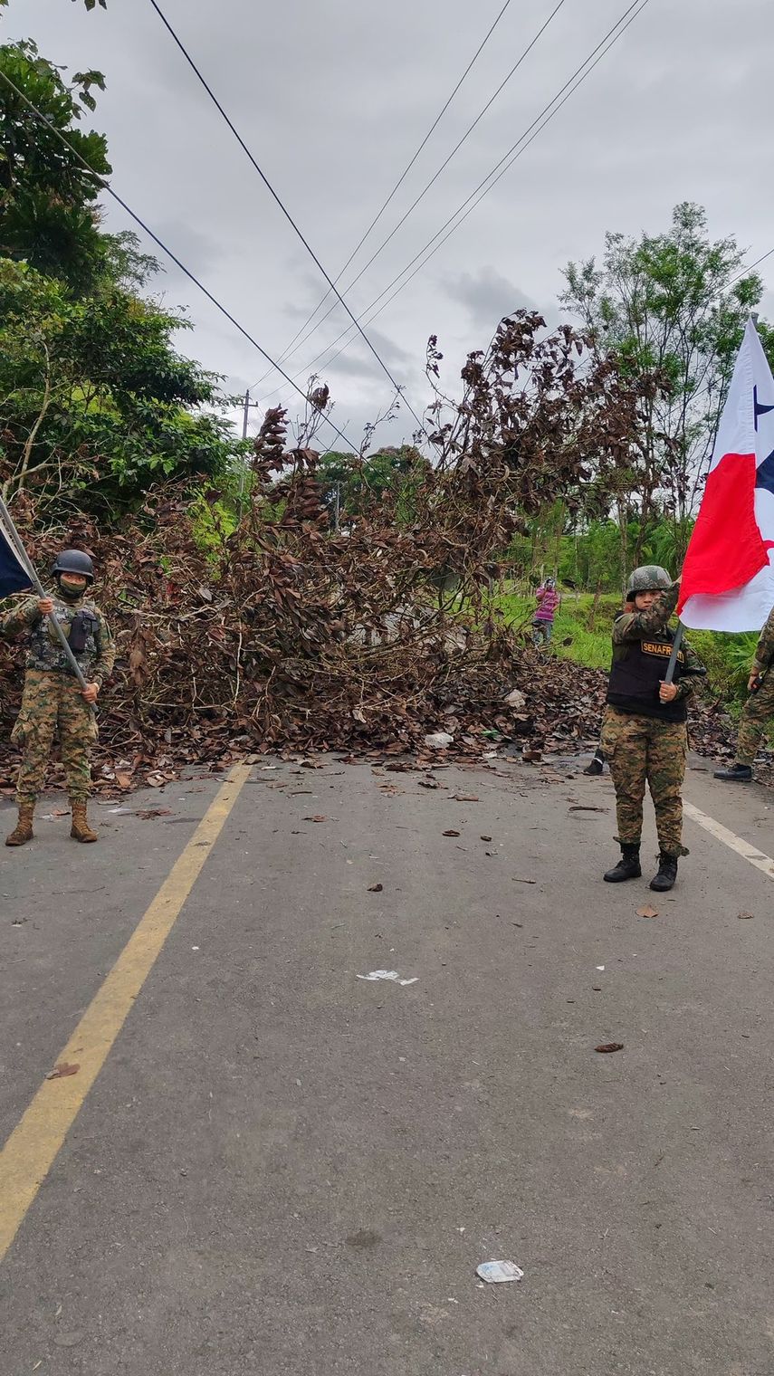 El ministro de Seguridad (Minseg) Frank Abrego, informó sobre la apertura de los tramos que se encontraban bloqueados en el sector de Chiriquí Grande, en Bocas del Toro. El ministro de Seguridad (Minseg) Frank Abrego, informó sobre la apertura de los tramos que se encontraban bloqueados en el sector de Chiriquí Grande, en Bocas del Toro.