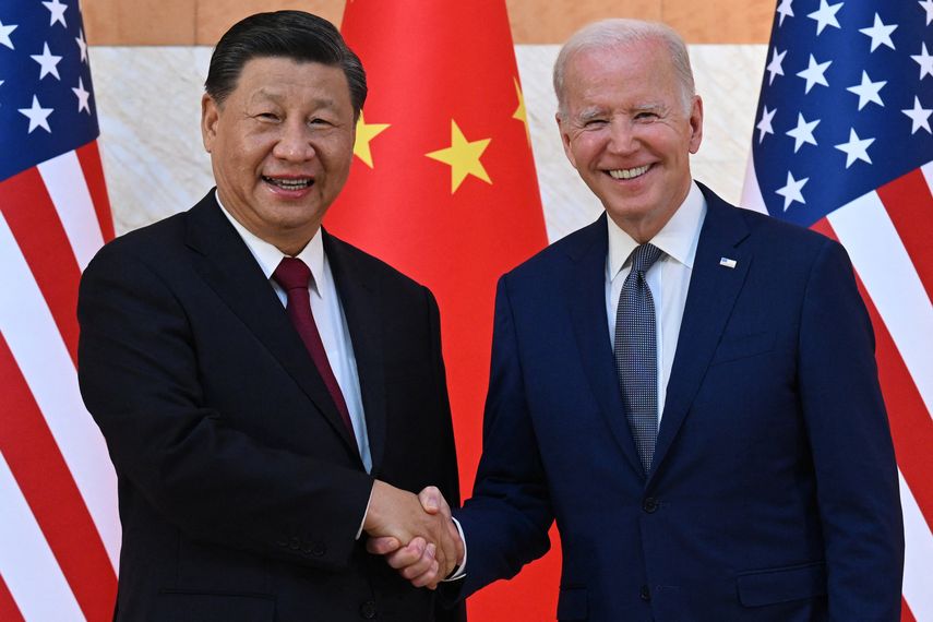 Estados Unidos y China acordaron el viernes trabajar con miras a que se dé una reunión entre los líderes de ambos países el próximo mes, dijeron funcionarios luego de que el presidente Joe Biden se reuniera con el principal diplomático de Pekín en la Casa Blanca. Estados Unidos y China acordaron el viernes trabajar con miras a que se dé una reunión entre los líderes de ambos países el próximo mes, dijeron funcionarios luego de que el presidente Joe Biden se reuniera con el principal diplomático de Pekín en la Casa Blanca.