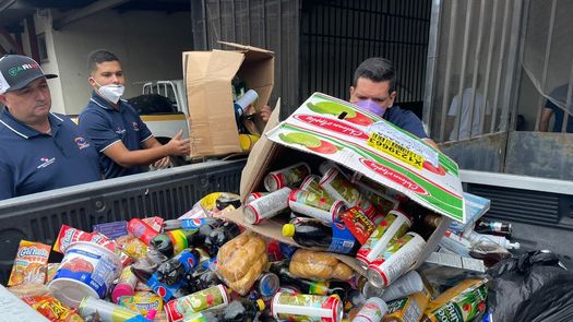 El administrador regional de la Acodeco, Humberto Marroni, informó que se trata de productos que incluyen carne de res, pollo y embutidos.