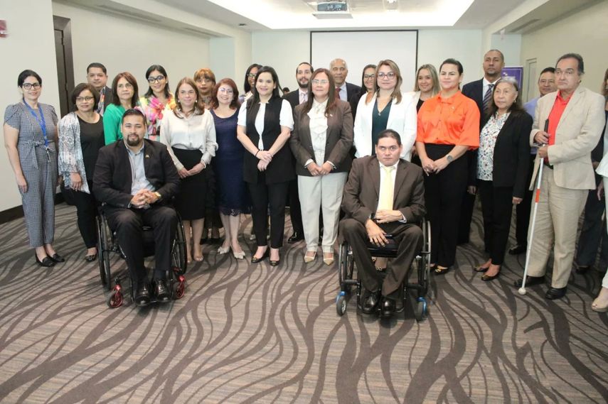 Meduca: Directores regionales presentan cierre de 2023. Meduca: Directores regionales presentan cierre de 2023.