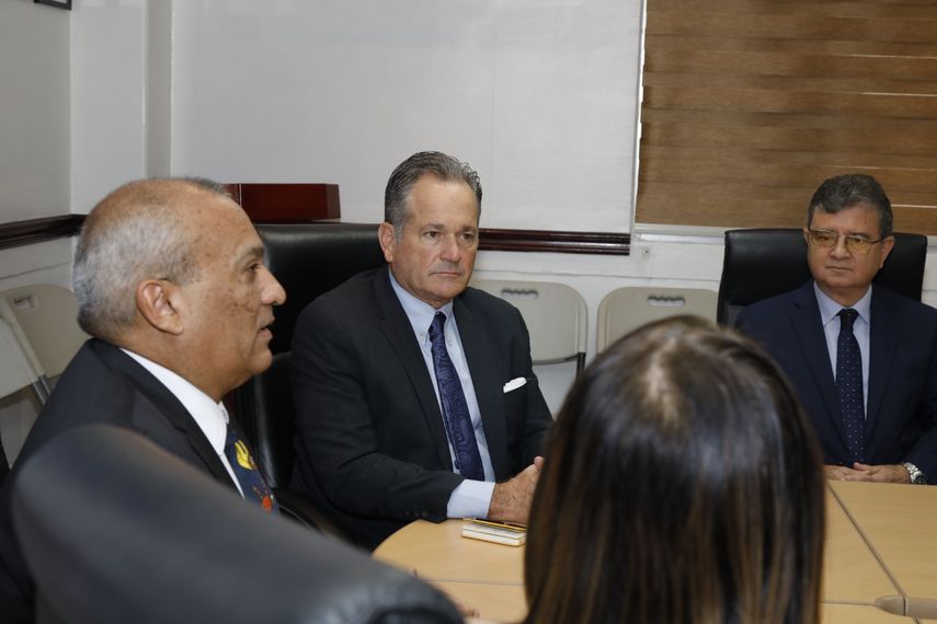 Juan Carlos Navarro: Temas ambientales son complejos y diversos